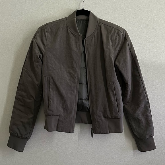 Lululemon Nonstop Bomber Rover 2 - Picture 2 of 11